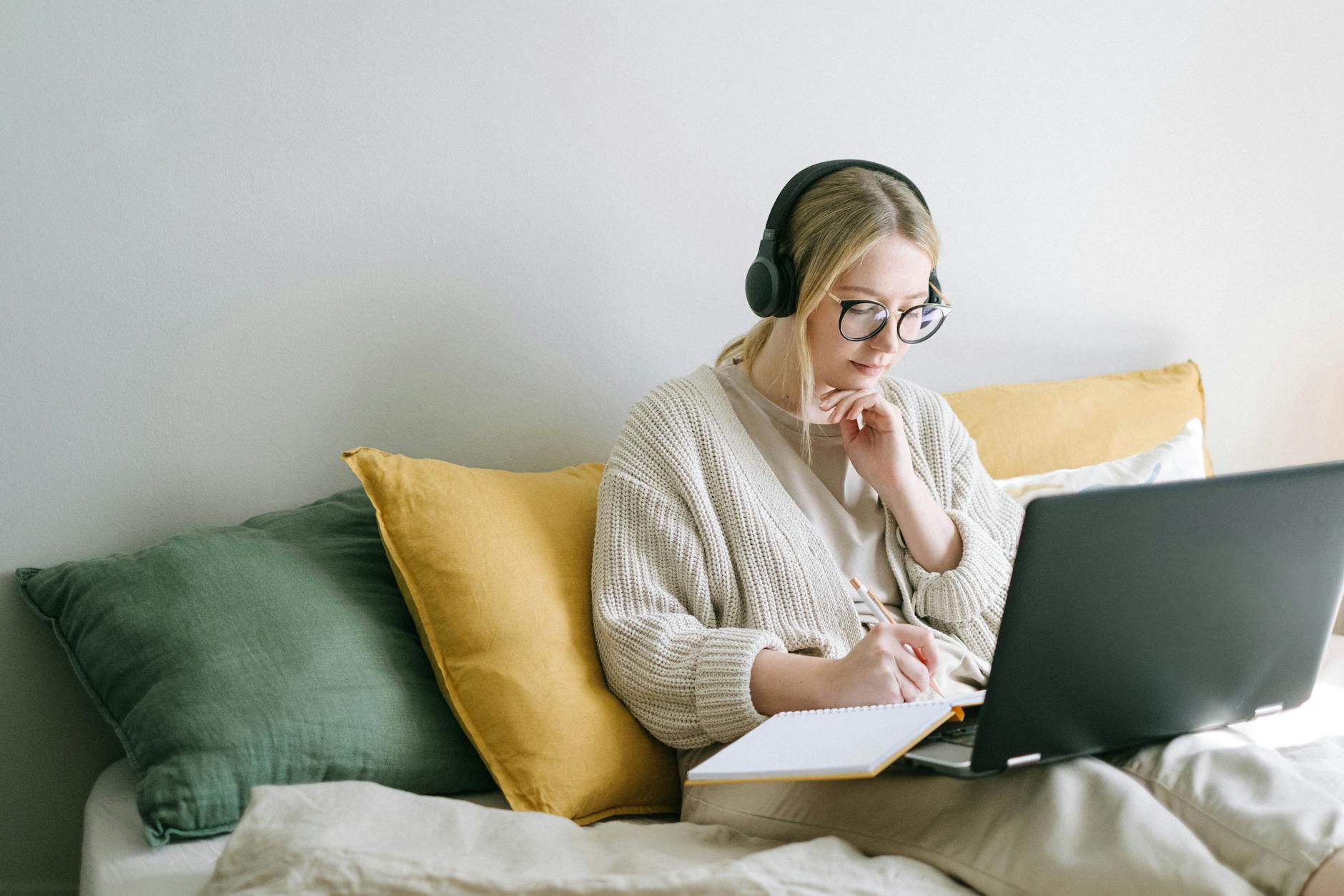 Transitioning Between Assignments: Tips for Resetting and Recharging Before Your Next Adventure