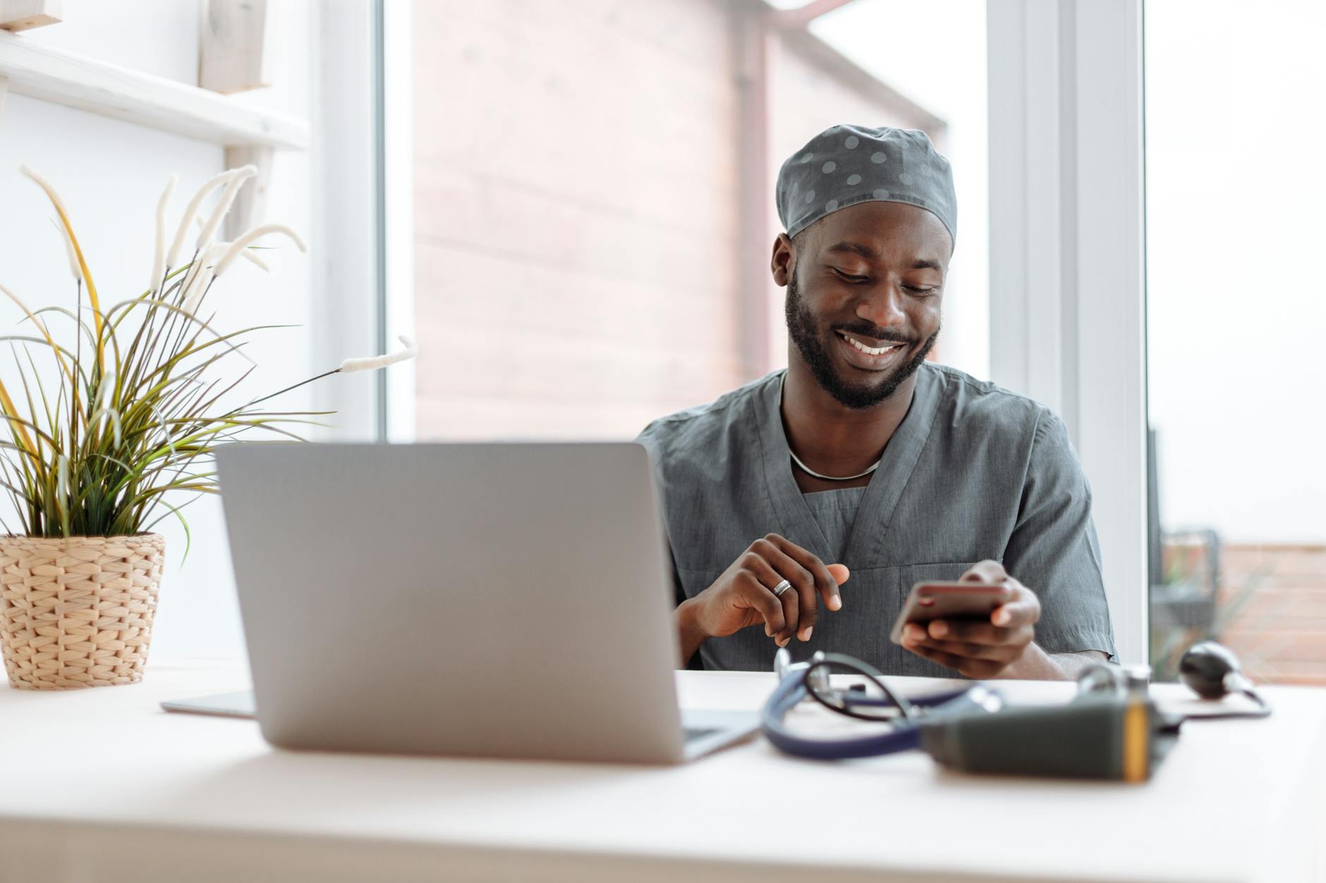 Embrace the New: Location-Facility-Staffing Acclimation Strategies for Travel Healthcare