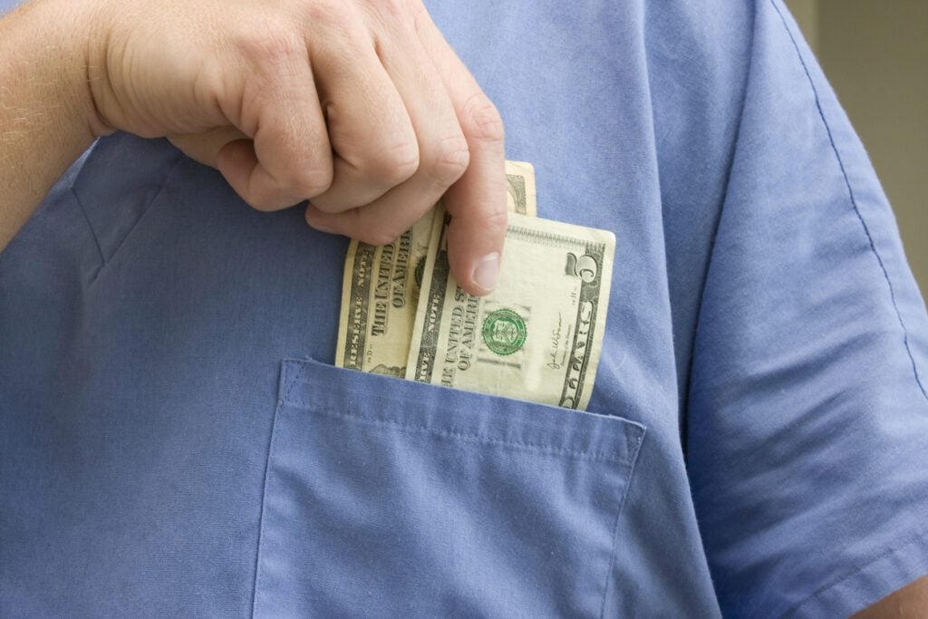 Making Your Money Work for You: Financial Tips for Travel Nurses